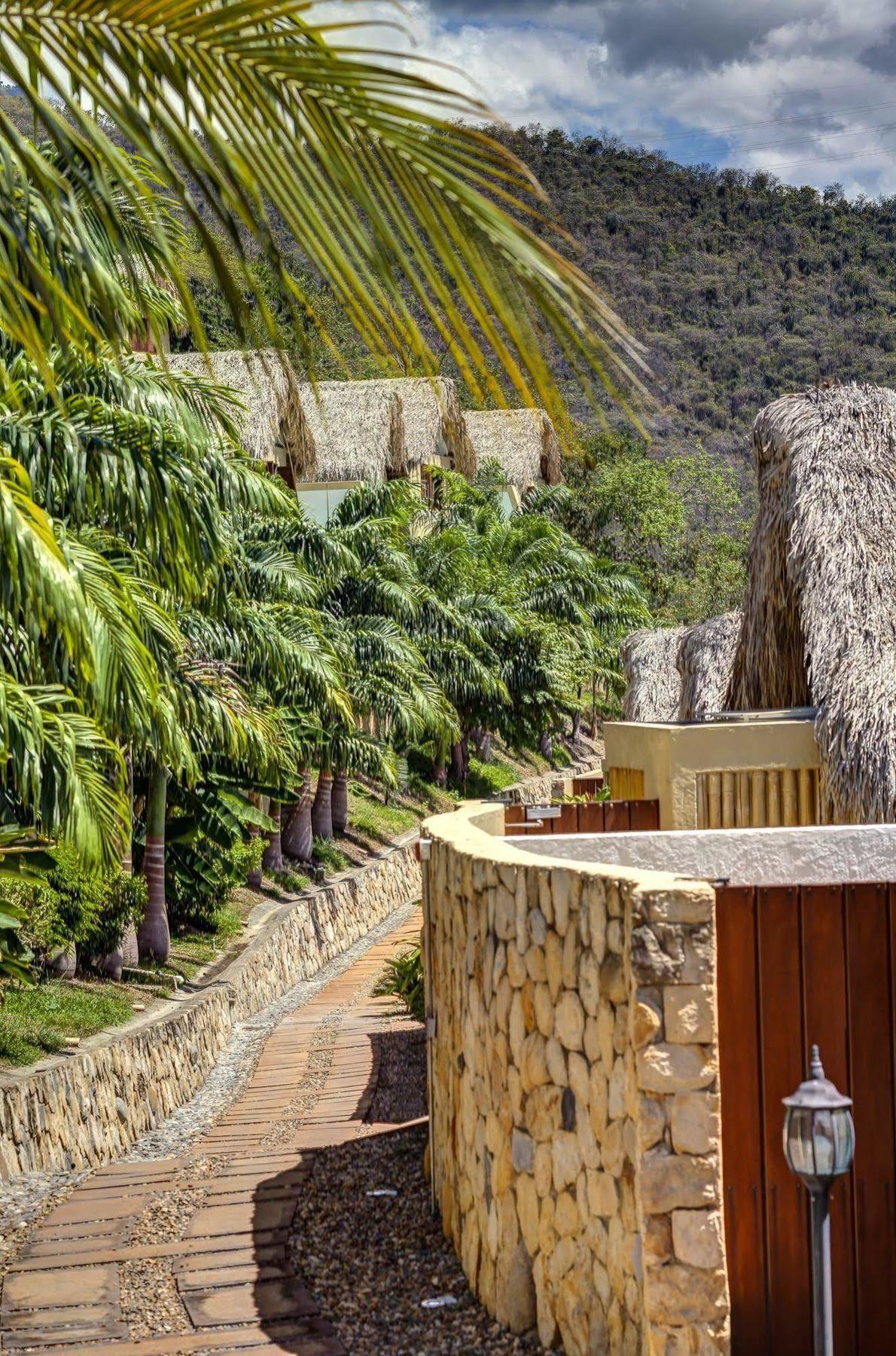 Entremonte Wellness Hotel & Spa Apulo Esterno foto